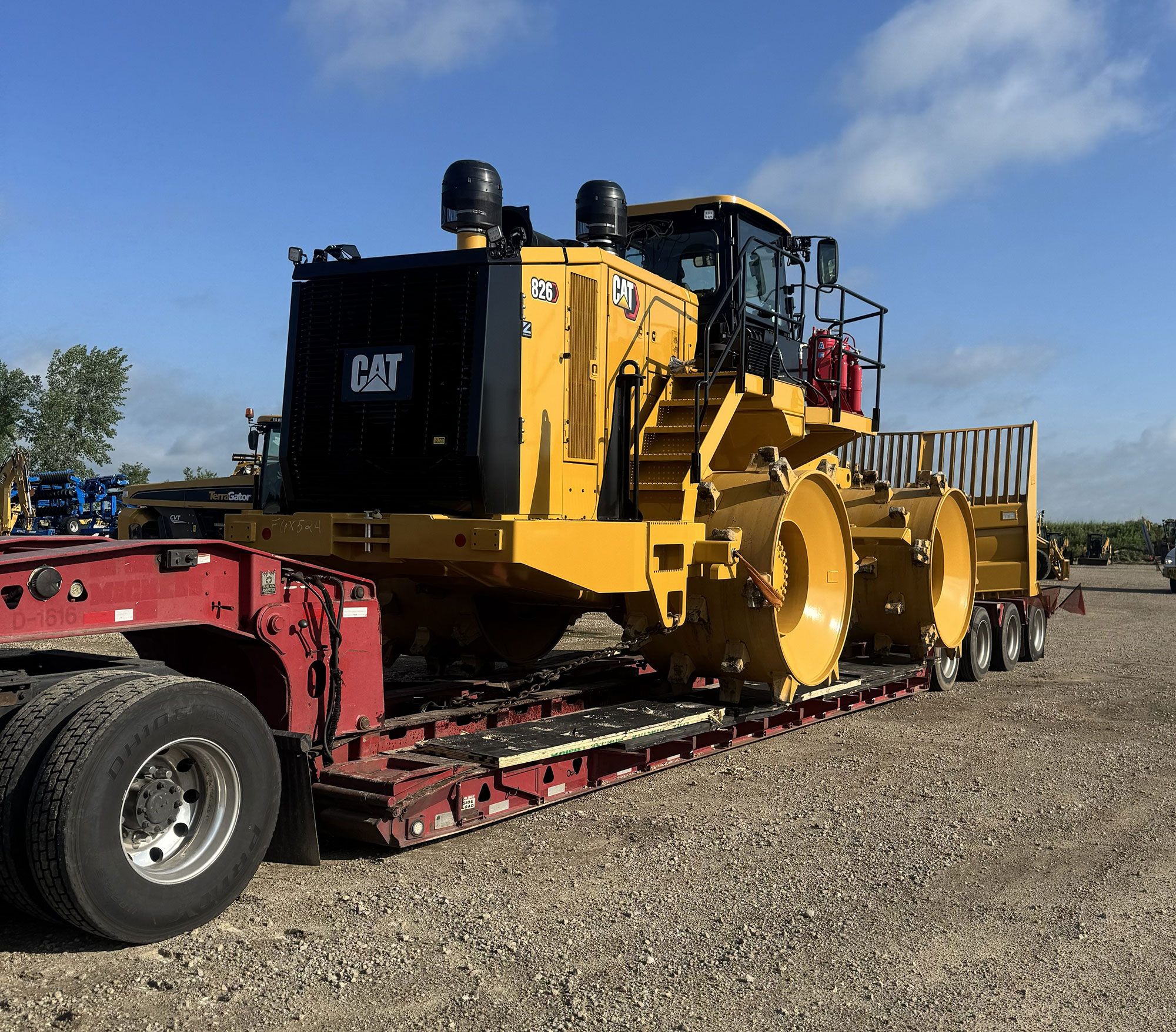 CAT 826 Trash Compactor
